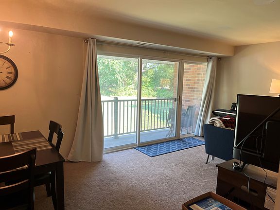 view of balcony and dining area