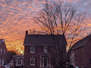 2610 Meadow Rd, Seneca Gardens, KY 40205