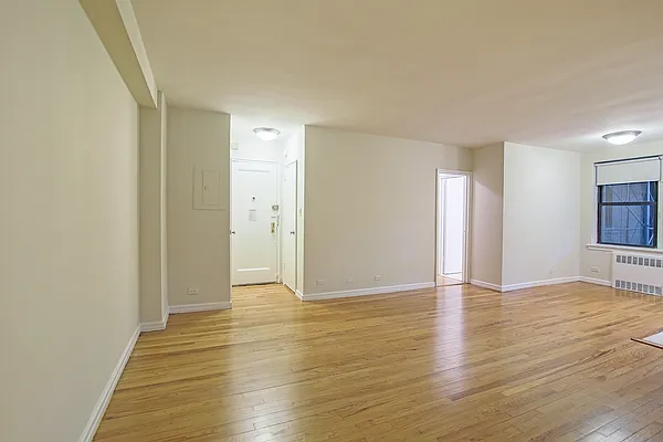 Rented by Stonehenge NYC LLC | media 6