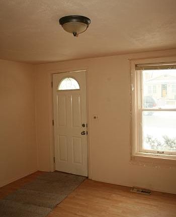 4th image of 139 E Mill St APT 1