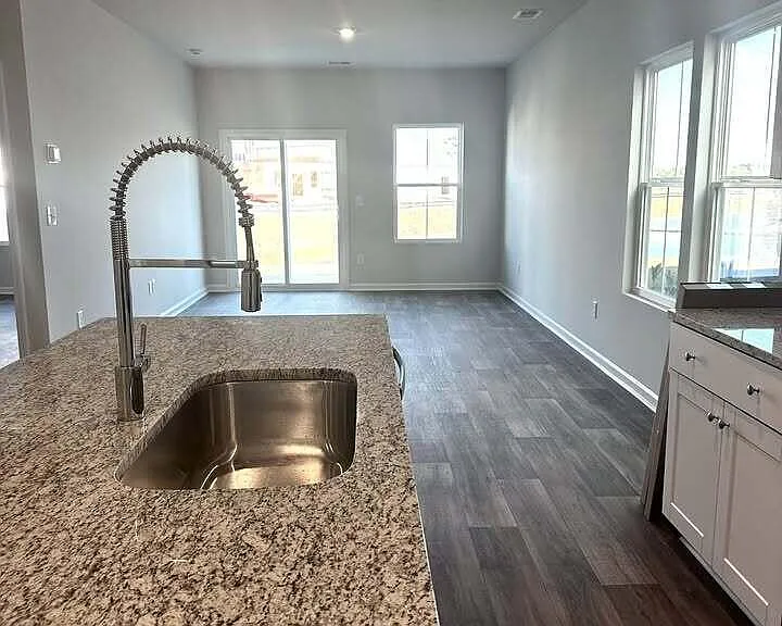1745 Hunting Harris Ct SW — Photo 3