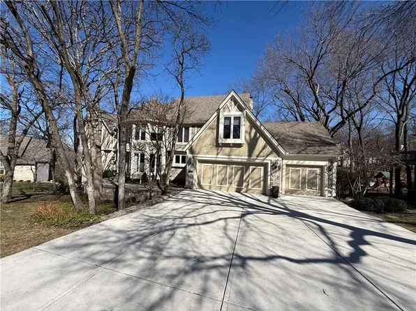 12305 Catalina St, Leawood, KS 66209