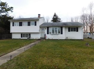 220 University Ave, Pemberton, NJ 08068