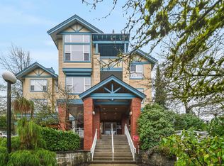 5281 Oakmount Cres #210, Burnaby, BC V5H 4S7