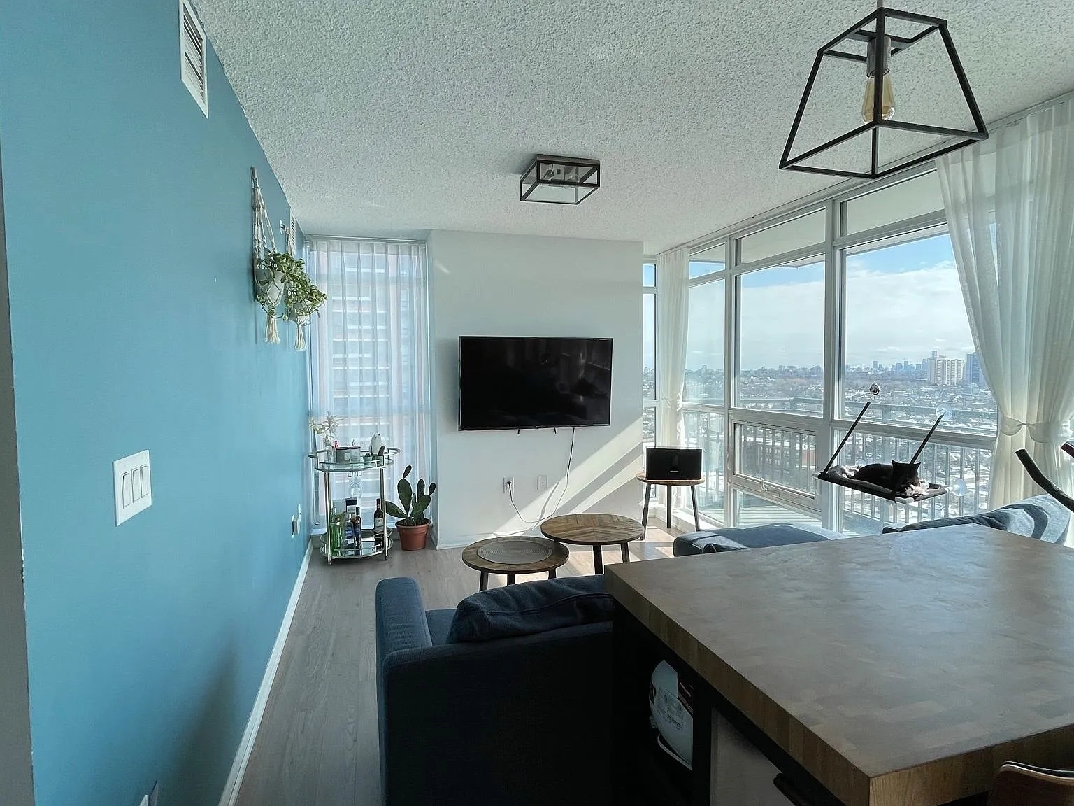 Treviso II Condos — Photo 4