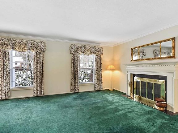 3rd image of 25751 Woodpath Trl