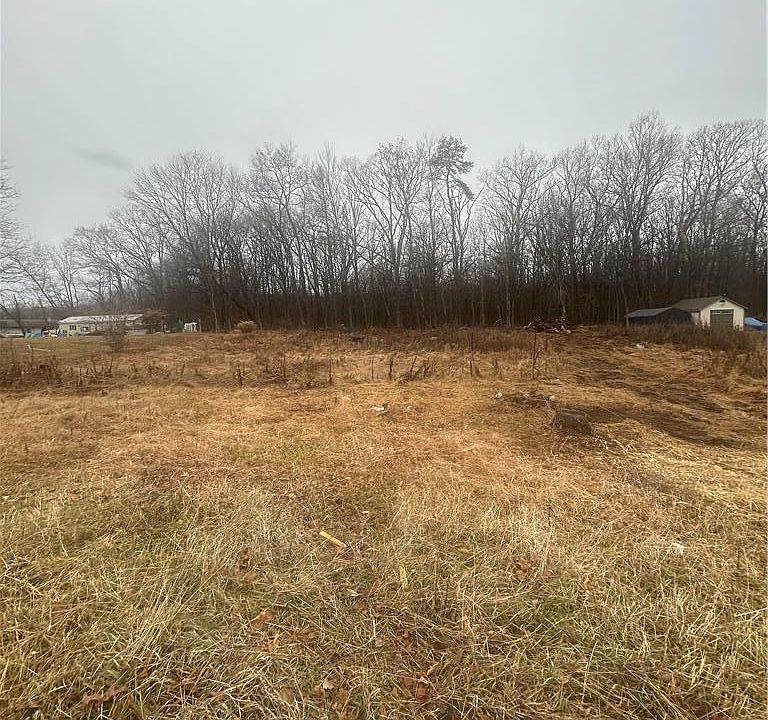 2nd image of N 13th St