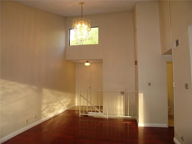 1st image of 918 S Garfield Ave
