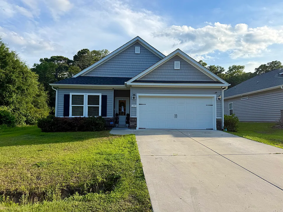 215 Coachman Dr
