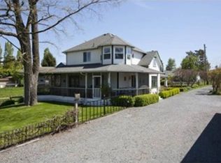 9818 Waller Rd E, Tacoma, WA 98446