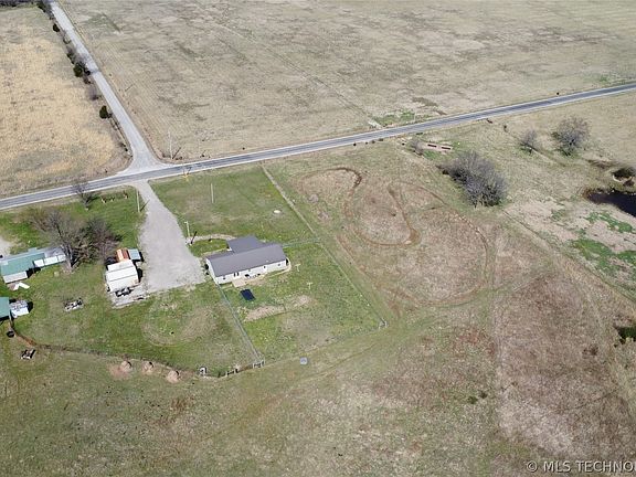 5th image of 25568 E 320th Rd