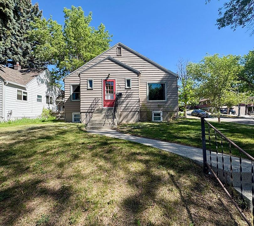 1st image of 701 Alderson Ave