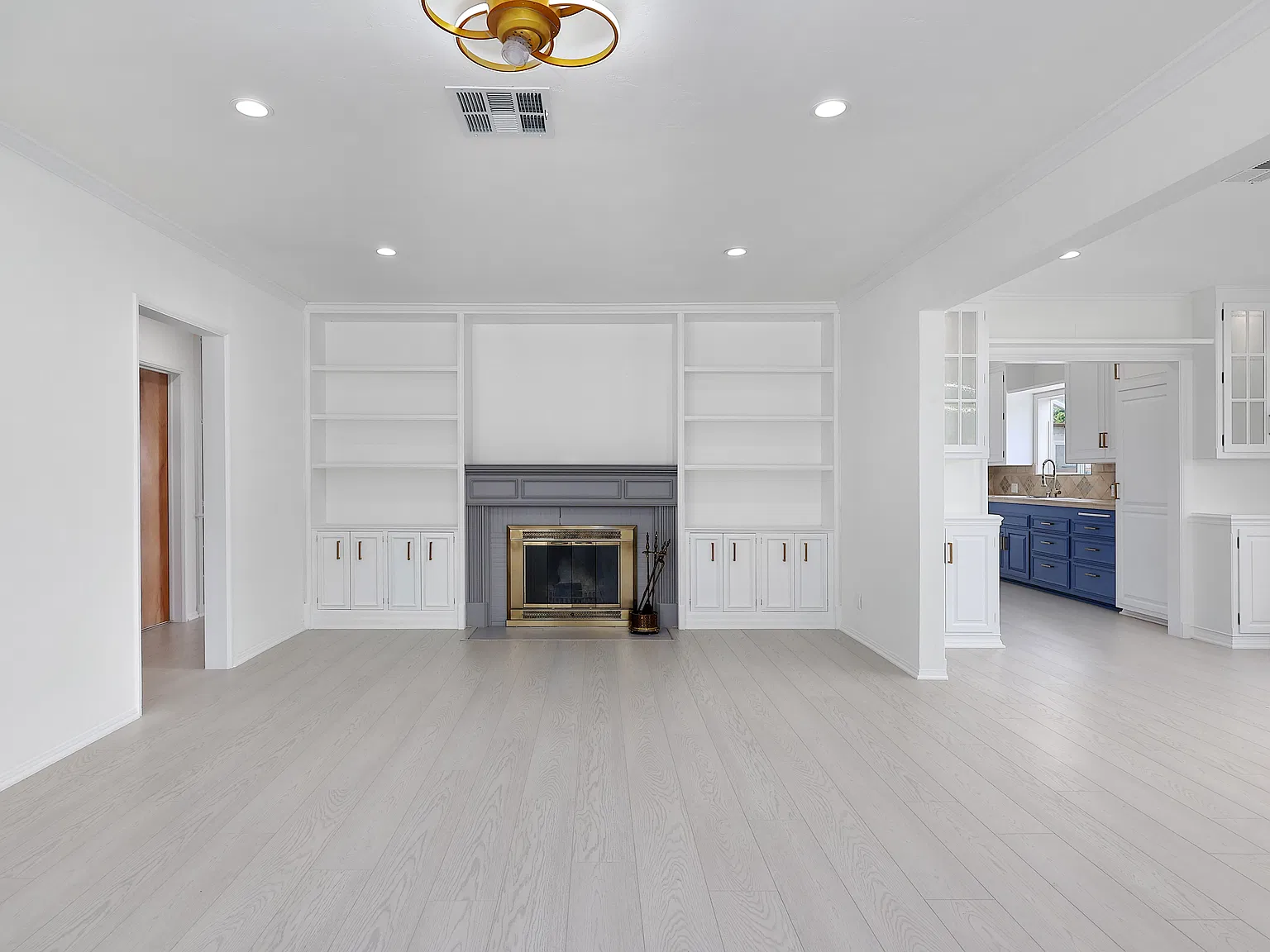3 bed, 1.5 bath, 1641 sqft, $4,500 — Photo 3