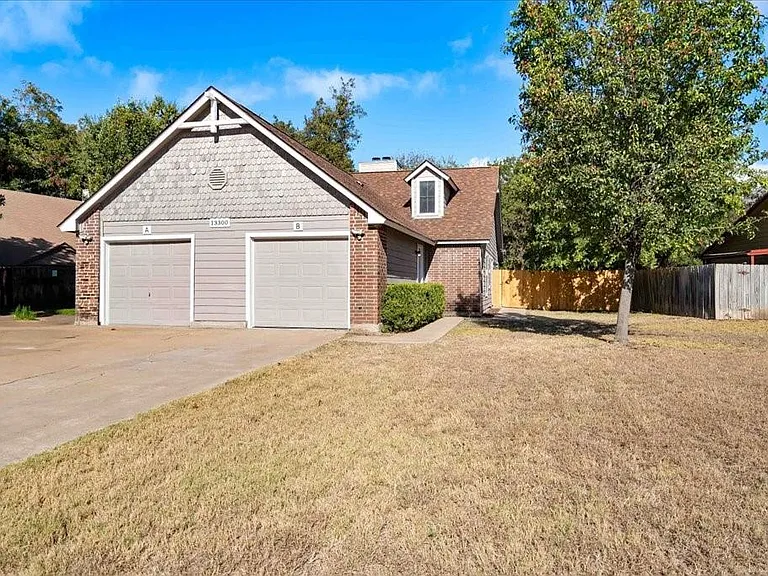 13300 Cowdray Park #B — Photo 1
