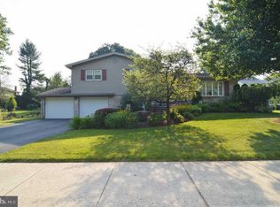 260 Broad St, Sinking Spring, PA 19608