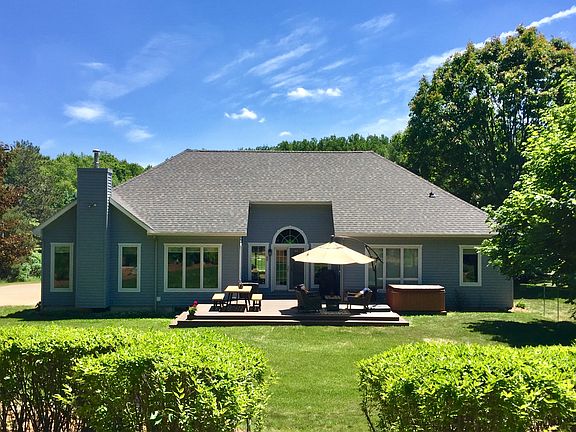 5th image of 8269 Crestview Dr