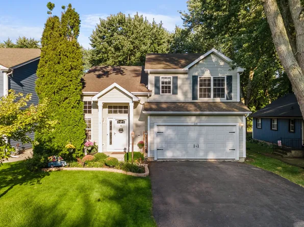 419 Elmwood Ave, Crystal Lake, IL 60014