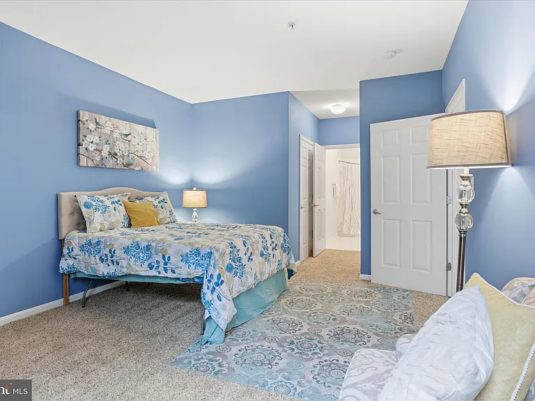 801 S Greenbrier St #103 — Photo 23