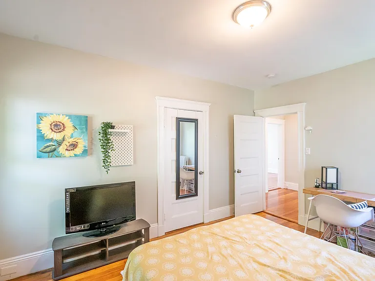 35 Elmdale St #1 — Photo 18
