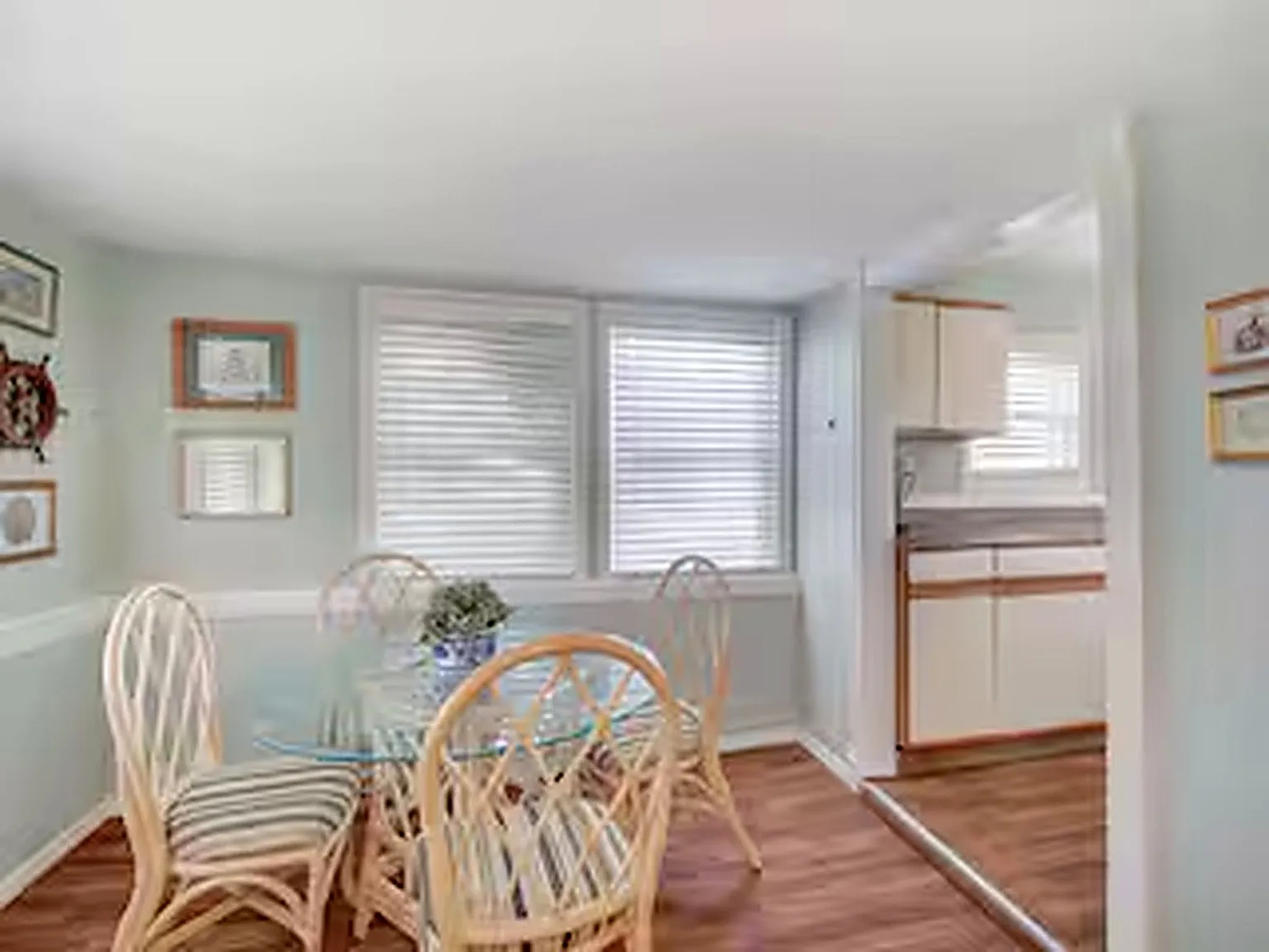 2 bed, 600 sqft, $1,500 — Photo 2