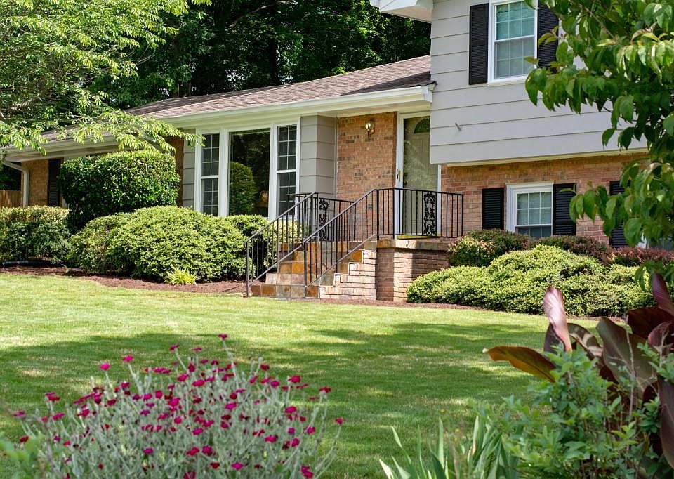 1836 Queens Way Atlanta, GA Zillow Apartments for Rent in Atlanta