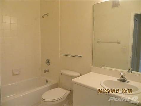 4th image of 7050 NW 177th St APT 203