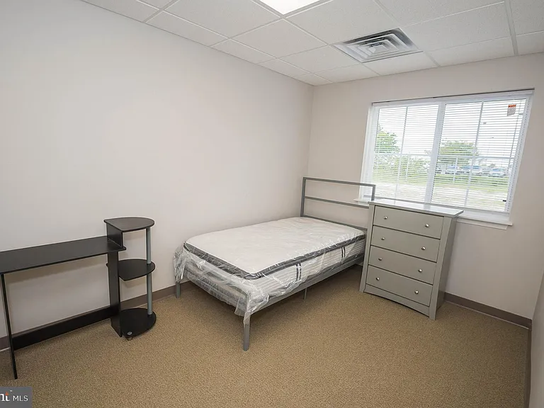 123 Bateman St #4-406C — Photo 32
