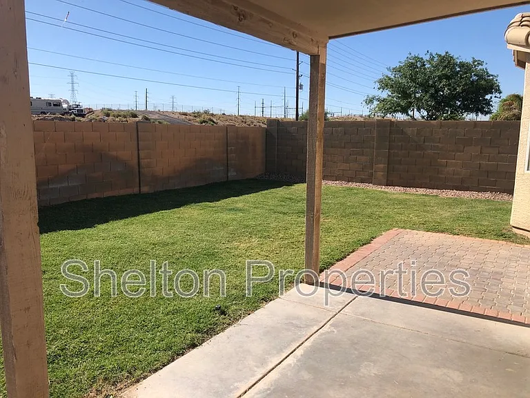 10153 N 115th Dr — Photo 9