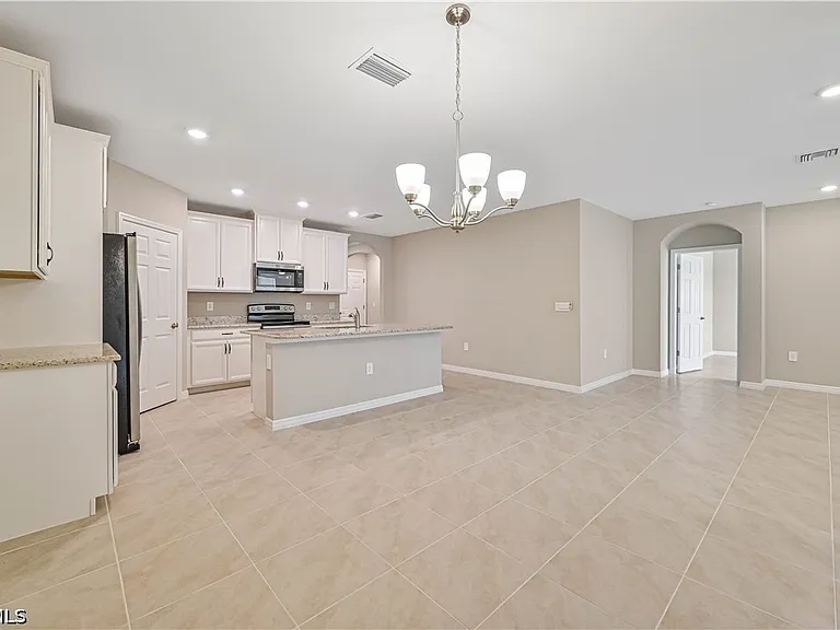 4226 Bloomfield St — Photo 6