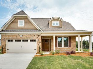 3317 Waterford Glen Ln, Clemmons, NC 27012