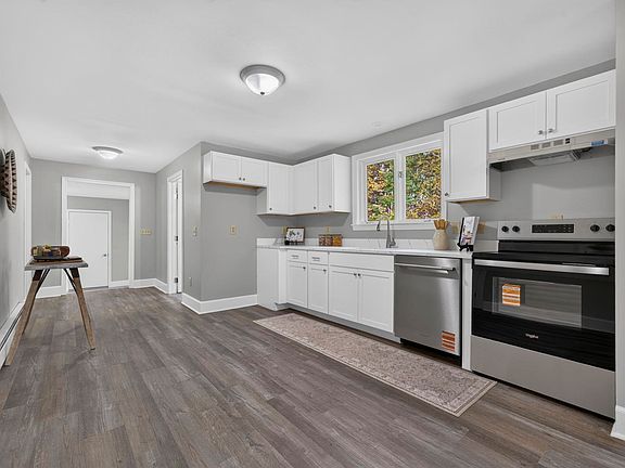 3rd image of 502 Shaker Street