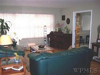 2nd image of 23 Brook Ln