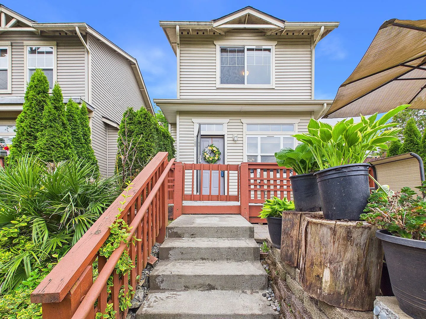 Beautifully Updated SeaTac Home — Photo 1