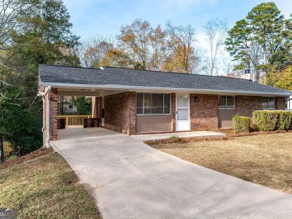 402 Laura Dr NW, Gainesville, GA 30501
