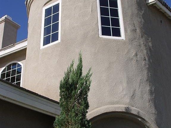 3rd image of 13180 Riverview Dr