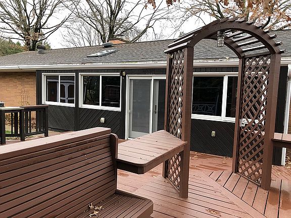 Upper deck 18’4x 18’4