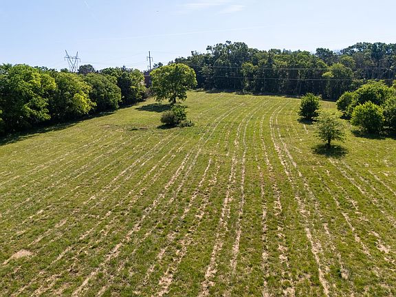 2nd image of 9318 Old Smyrna Rd