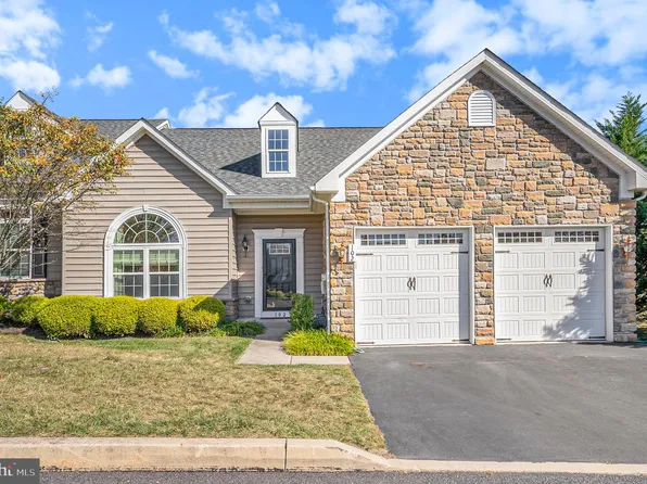 102 Caspian Ln, Eagleville, PA 19403