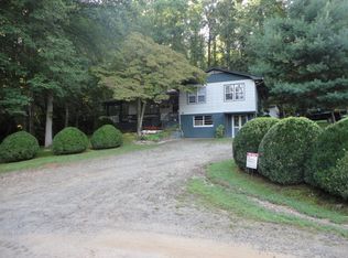 40 Shady Brook Ln, Franklin, NC 28734