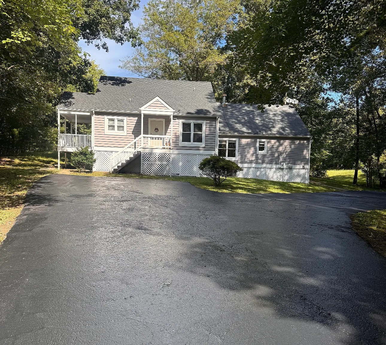 2 bed, 820 sqft, $1,800 — Photo 1