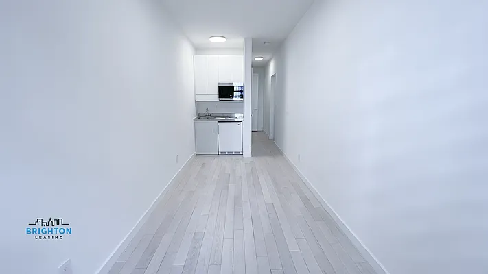 Rented by Brighton Management | media 8