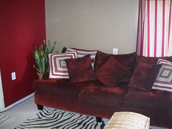 4th image of 411 E Olympic Ave