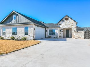 5329 Riviera Ln, San Angelo, TX 76904