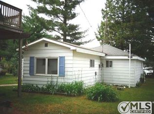 4262 Bay Rd, Gladwin, MI 48624