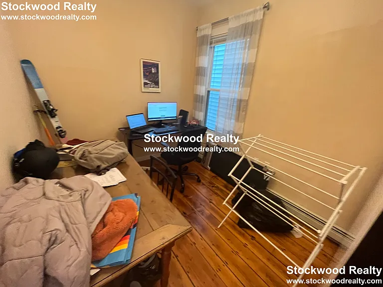 41 Howell St #2 — Photo 37