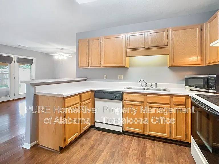 2751 Meadowlark Ln — Photo 6