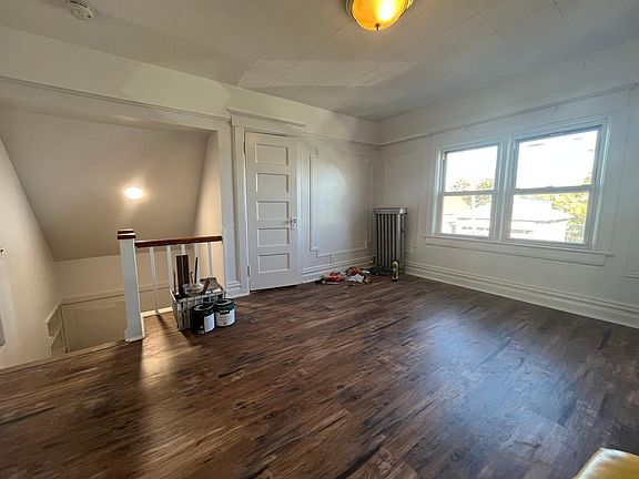4th image of 432 S 6th Ave #2.5