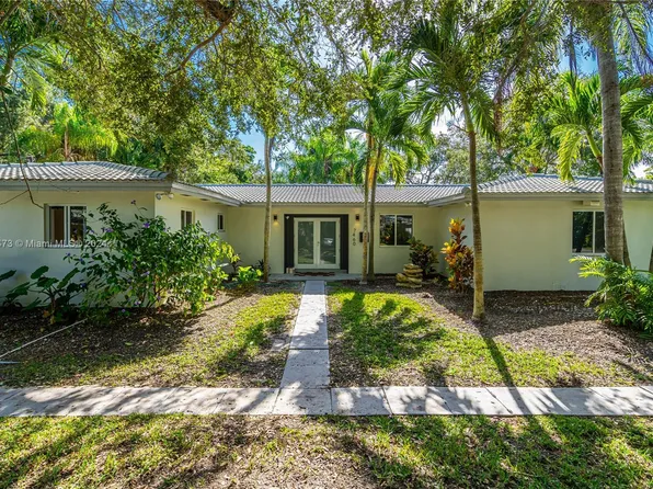 7460 SW 164th St, Palmetto Bay, FL 33157