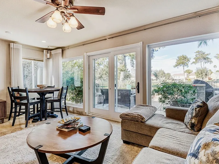 3151 Bel Air Dr — Photo 8