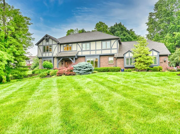 906 Squire Hill Ct, Crescent Springs, KY 41017